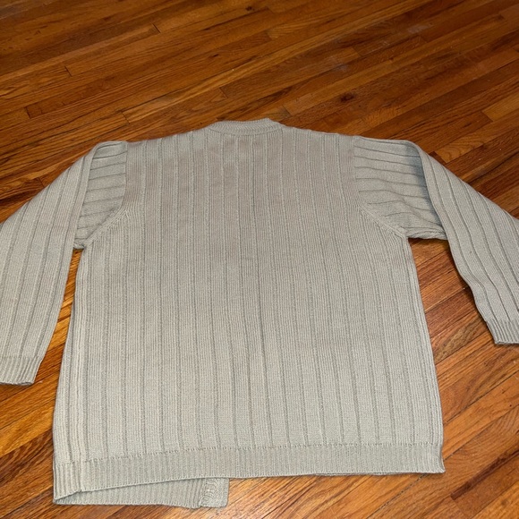 Grandma cardigan - Picture 2 of 2